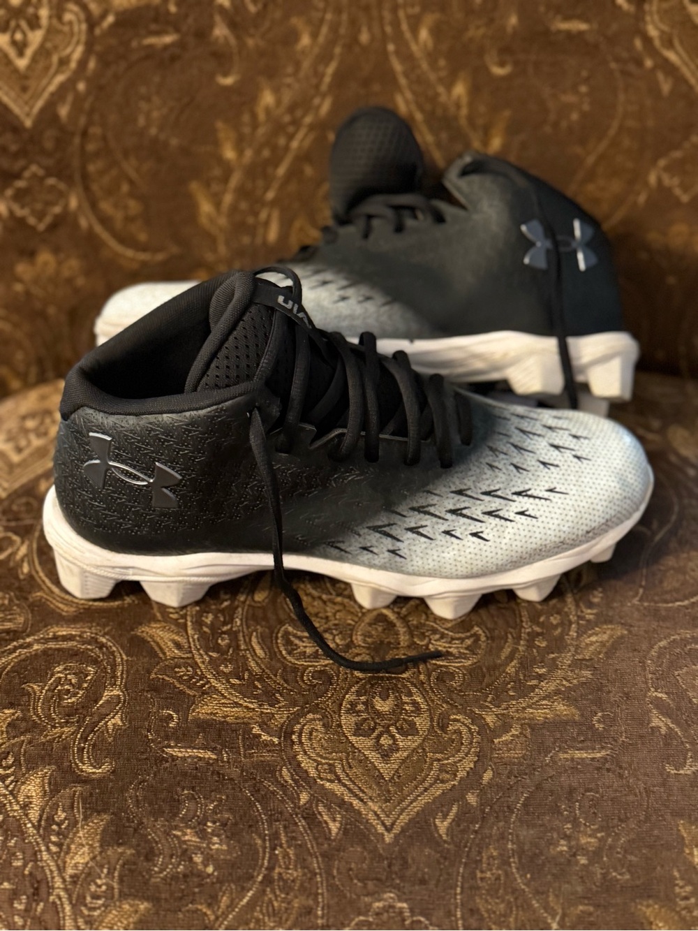 Under Armour Black and White Gradient Football Cleats